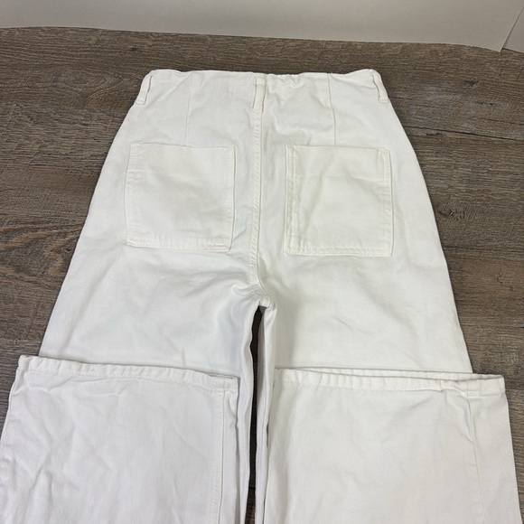 Zara Women’s White High Rise Wide Leg Jeans Size 2 - Picture 2 of 10